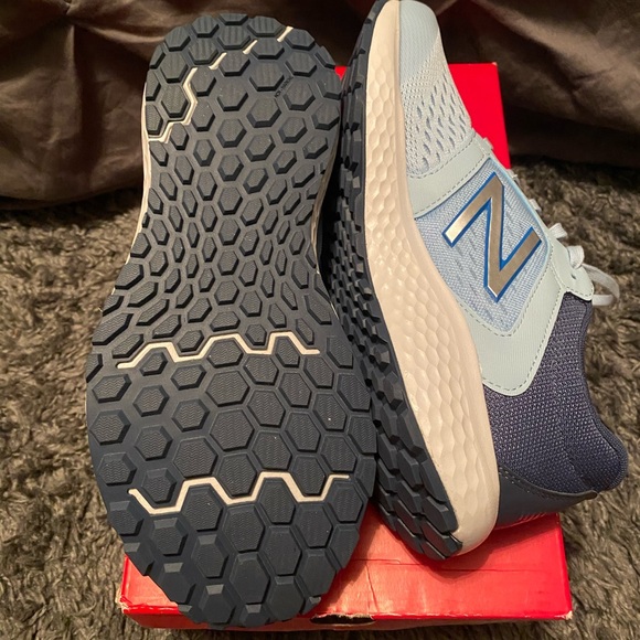 New balance running shoes - Picture 4 of 5